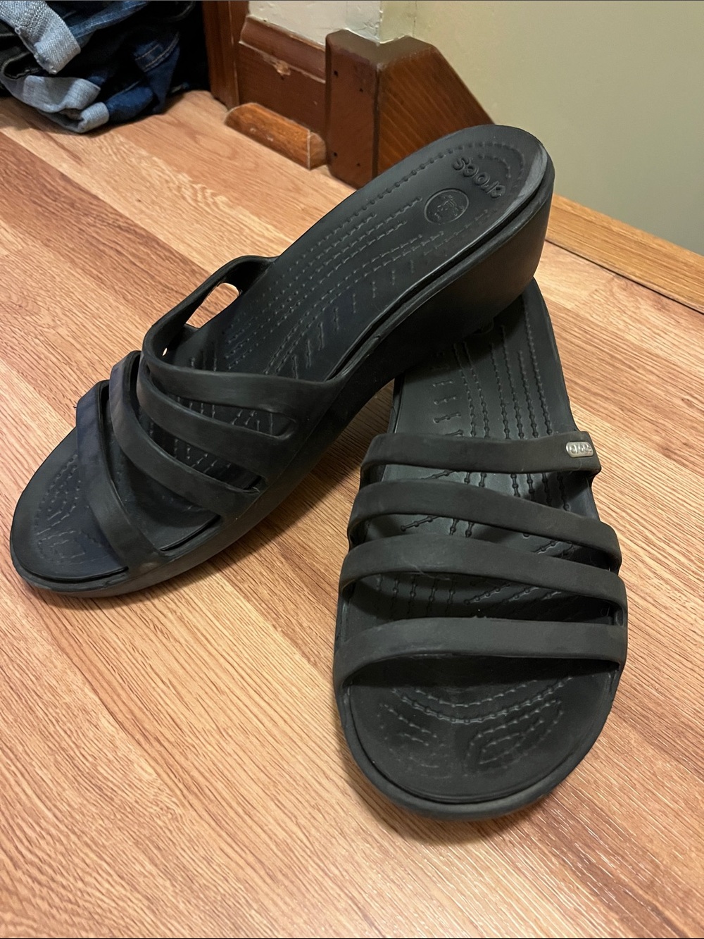 CROCS Black Strappy Wedge Sandals